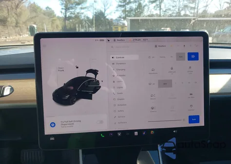 2020 Tesla Model 3 Standard Range Plus Rear-Wheel Drive/Standard Range Rear-Wheel Drive z USA, uszkodzony, nr VIN 5YJ3E1EA8LF645295